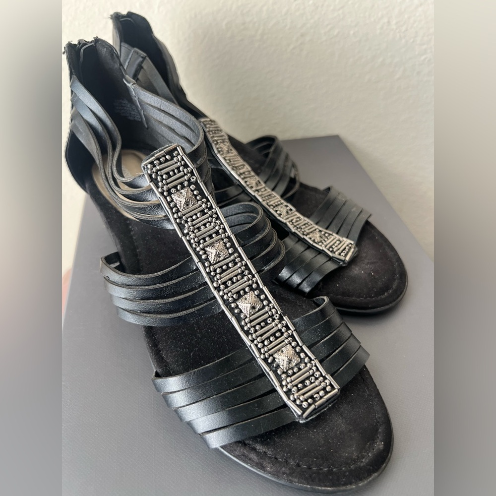Easy Spirit Elegant Black Beaded Sandals